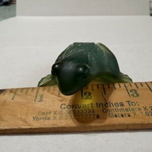 Unique Lalique Lime Green Jumping Frog Sculpture